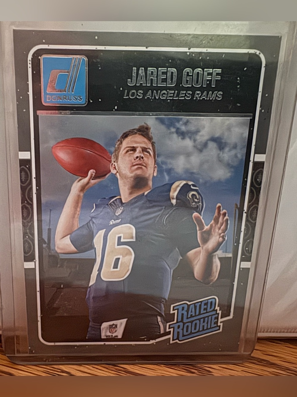 Donruss Jared Goff #16 Los Angeles Rams Rated Rookie Card